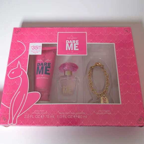 NIB Baby Phat Dare Me Fragrance Gift Set - Pink & Gold - Picture 2 of 3